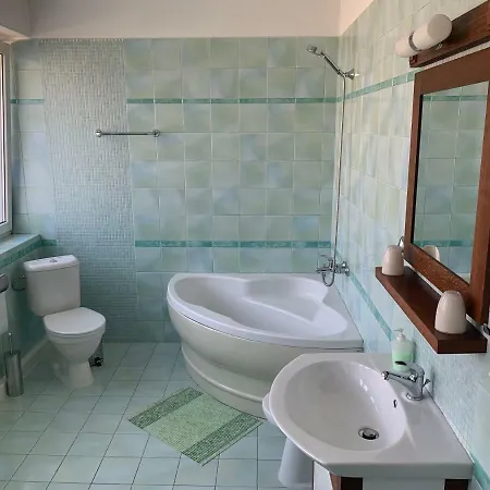 Polovny Dom Guest house