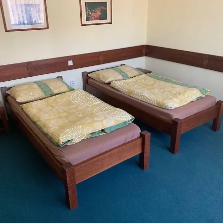 Guest house Polovny Dom Jelsava