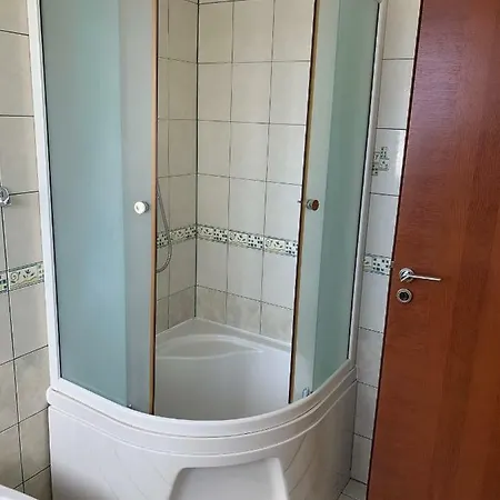 Polovny Dom * Jelsava